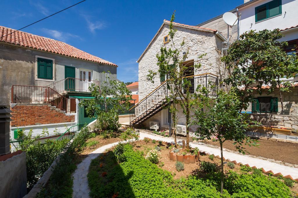 Apartments Vica Sibenik Exterior photo